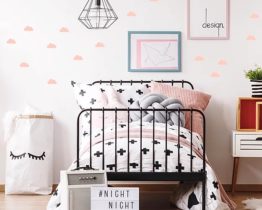 Pom Stickers box nuages roses